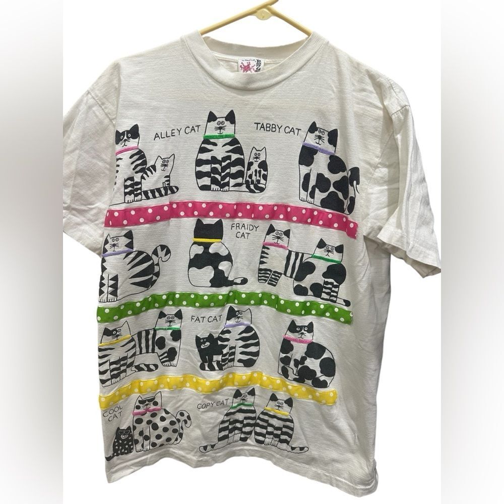1992 EZL Marcy’N Me Cat One Size White Shirt Top Ribbon Funny Colorful T-shirt